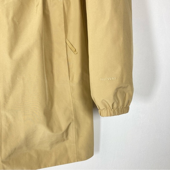The North Face Daybreak Women’s  Rain Jacket Hooded Khaki Stone XS Raincoat - Picture 3 of 15
